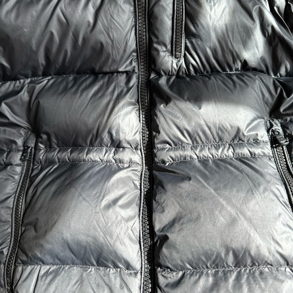 Michael Kors black puffer Down filled Coat size small - Picture 10 of 10